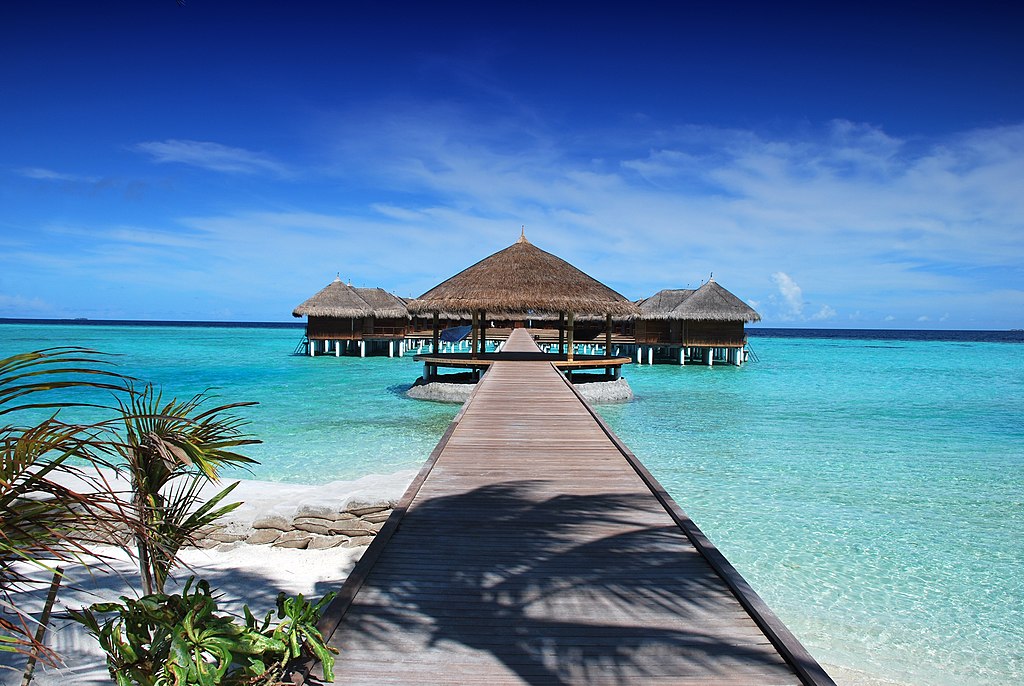 travel to maldives in march